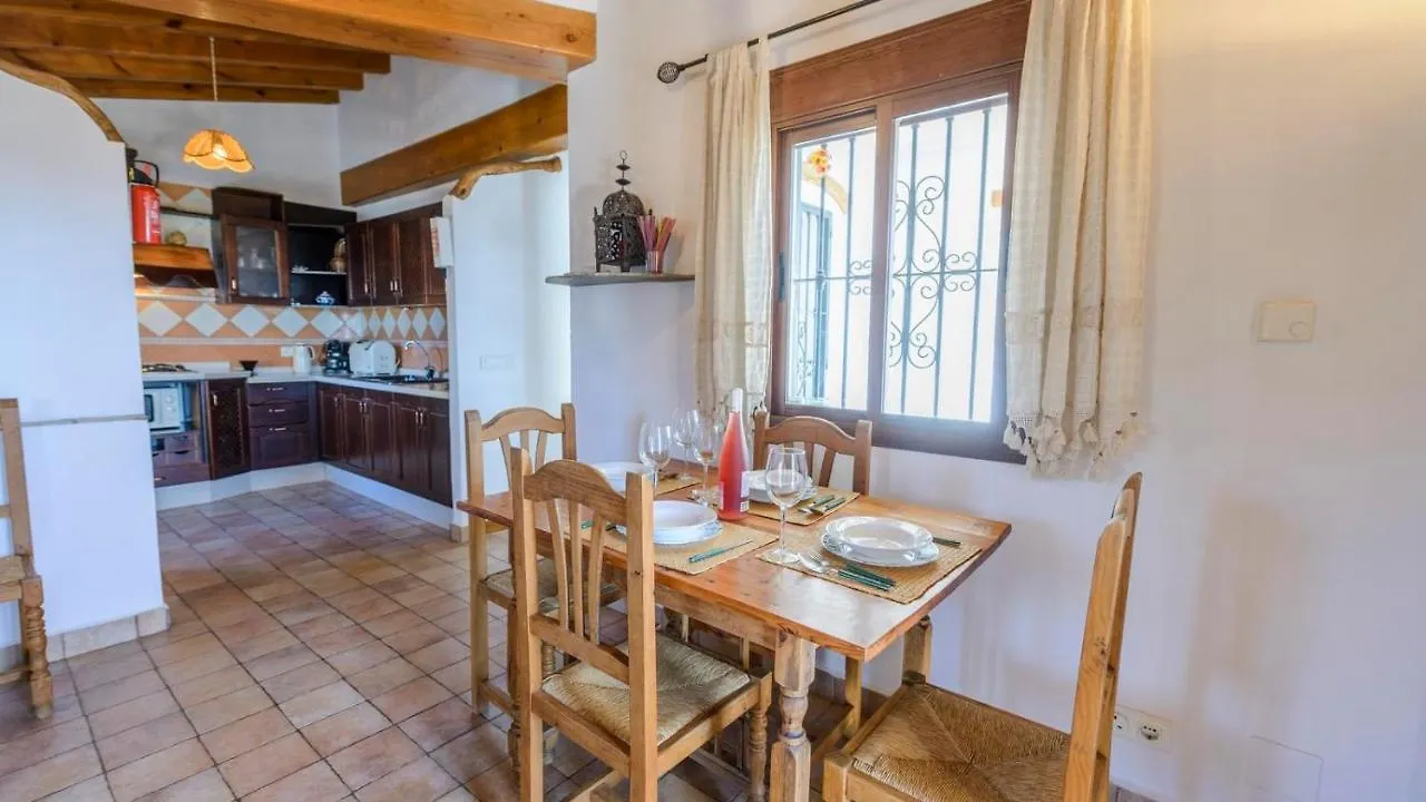 La Loma De Cutar By Ruralidays Villa